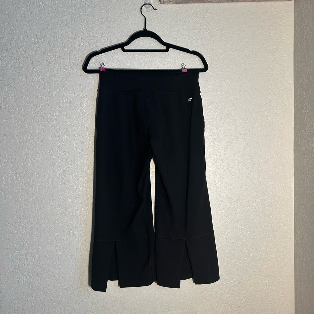 Eddie Bauer Sport 🌝 Black Wide-Leg with Split Cropped Leggings 🌚 - Picture 5 of 6